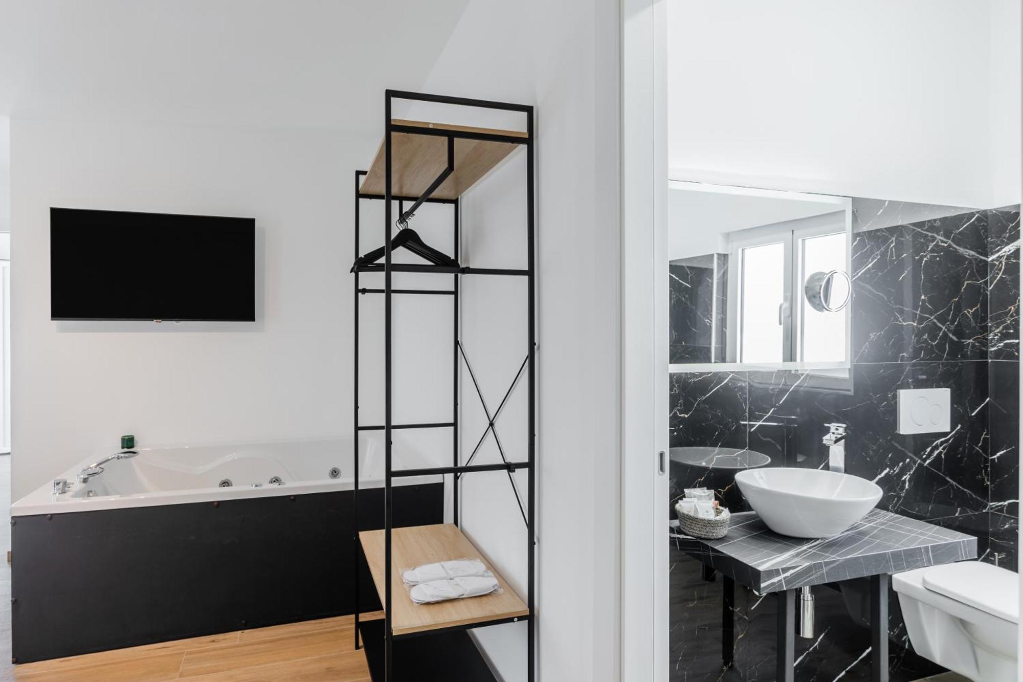 Pietramare Luxury Suites バーリ エクステリア 写真